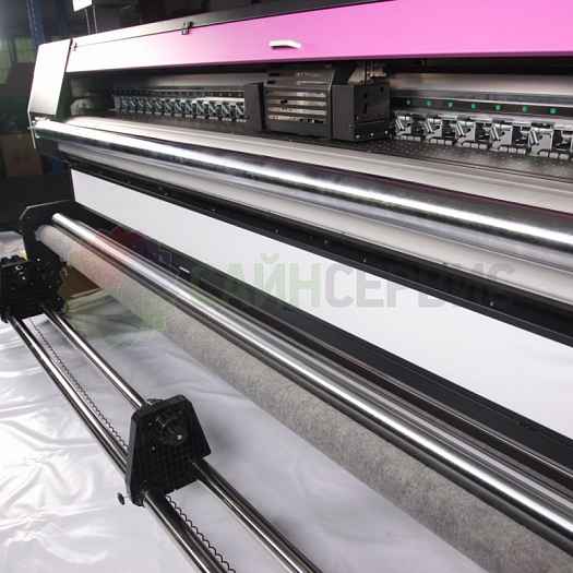 Печатная каретка оснащена двумя светодиодными LED-блоками для скоростной печати в двунаправленном режиме Bi-directiion